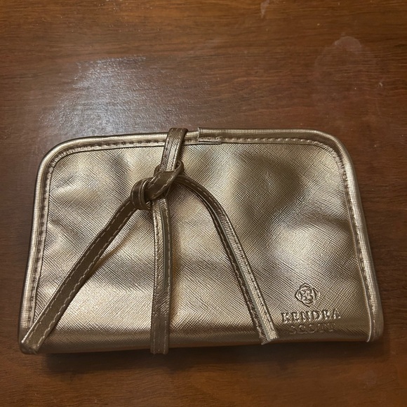 Kendra Scott Metallic Gold Travel Jewelry Bag - Picture 1 of 4